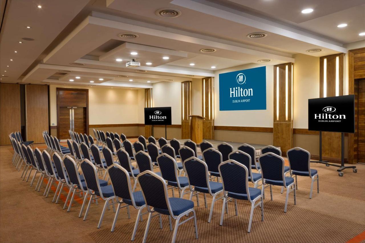 Hilton Dublin Airport Hotel Cloghran Exterior photo