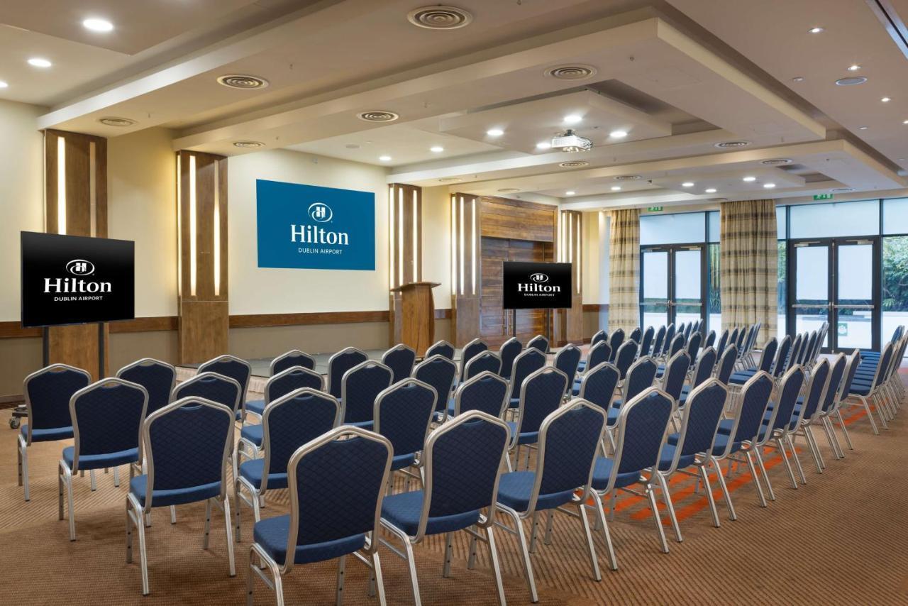 Hilton Dublin Airport Hotel Cloghran Exterior photo